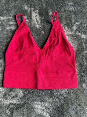 Bozzolo Ribbed V-Neck Crop Tank - Bright Pink